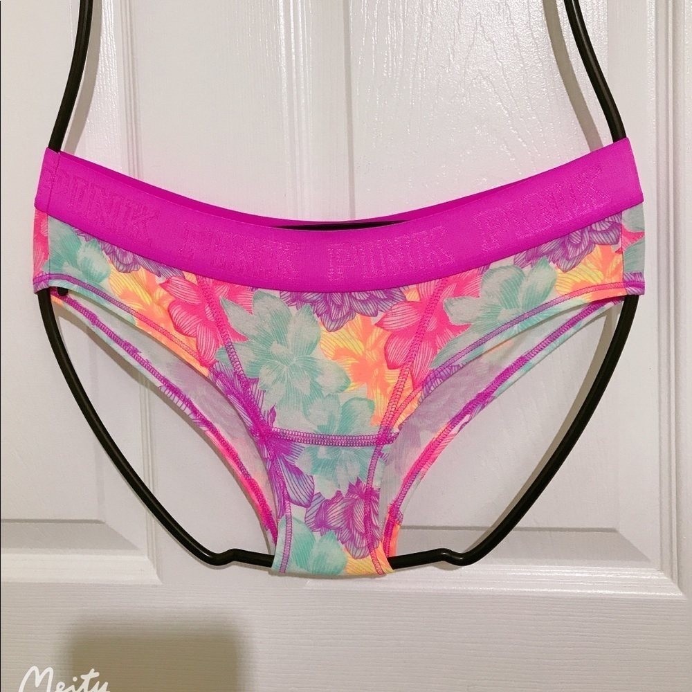 4/$38 💖PINK Victoria’s Secret Panty